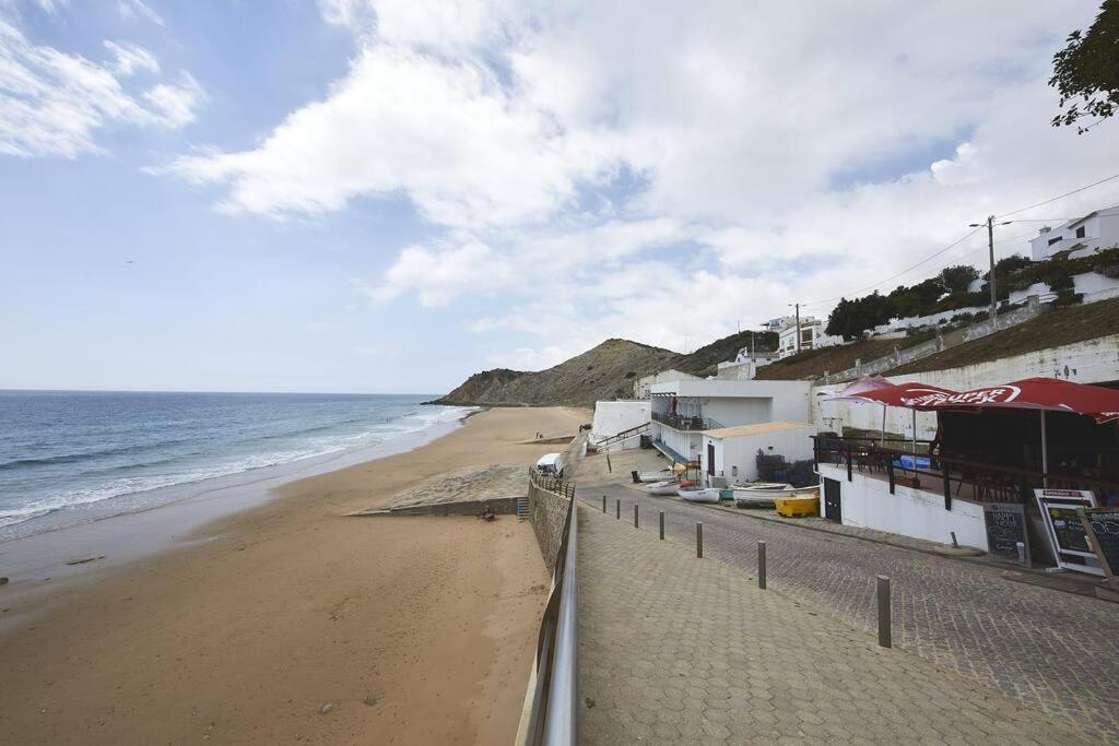 Cozy Sunny Peaceful Flat With Swimming Pool Burgau